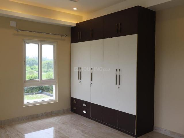4 BHK Apartment in New Town for rent Kolkata. The reference number is 17877622