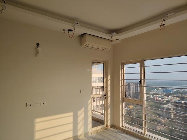 4 BHK Apartment in New Town for rent Kolkata. The reference number is 19696058