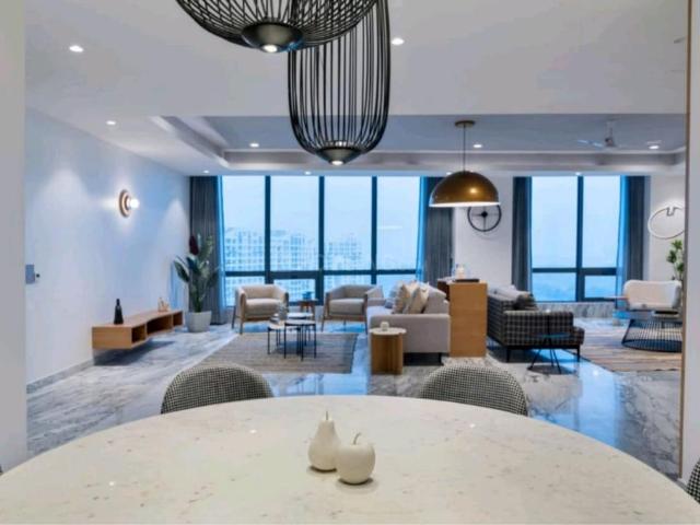 4 BHK Apartment in New Town for resale Kolkata. The reference number is 20989171