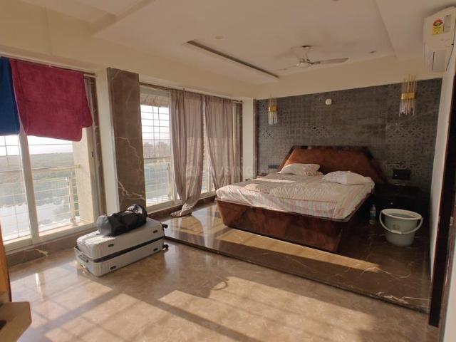 4 BHK Apartment in Nerul for rent Navi Mumbai. The reference number is 21142055