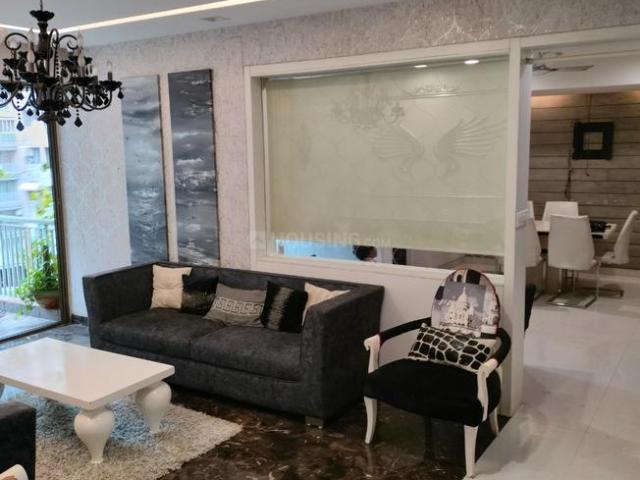 4 BHK Apartment in Nipania for resale Indore. The reference number is 12743419