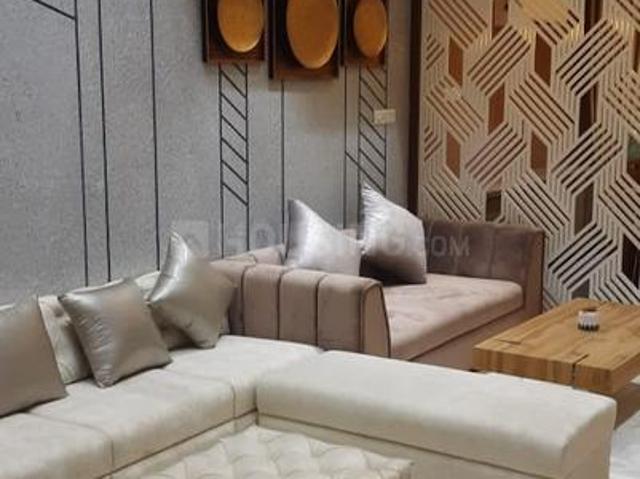 4 BHK Apartment in Nipania for resale Indore. The reference number is 20893768