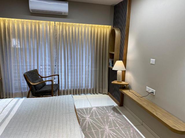 4 BHK Apartment in South Bopal for rent Ahmedabad. The reference number is 10041034