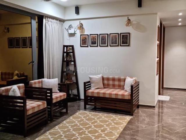 4 BHK Apartment in Sola for rent Ahmedabad. The reference number is 19345866