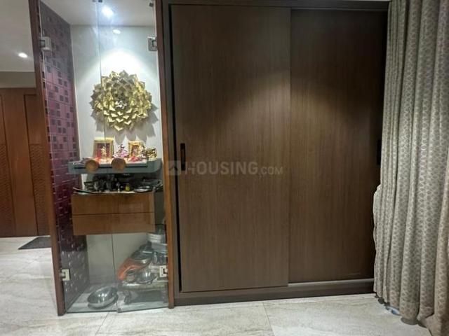 4 BHK Apartment in Sola for rent Ahmedabad. The reference number is 20608637