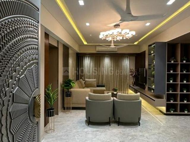 4 BHK Apartment in Sola for resale Ahmedabad. The reference number is 20278448