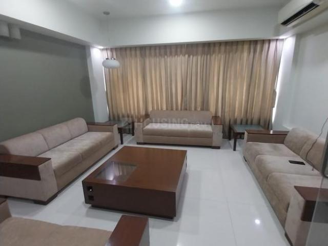 4 BHK Apartment in Satellite for rent Ahmedabad. The reference number is 12450054