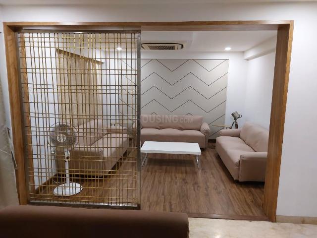 4 BHK Apartment in Satellite for rent Ahmedabad. The reference number is 19747979