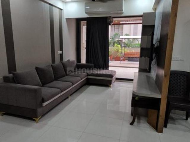 4 BHK Apartment in Satellite for rent Ahmedabad. The reference number is 20813652