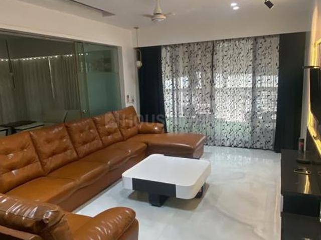 4 BHK Apartment in Satellite for rent Ahmedabad. The reference number is 21023791