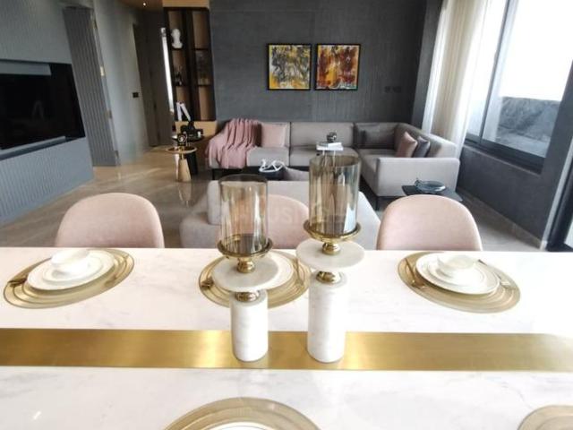 4 BHK Apartment in Satellite for resale Ahmedabad. The reference number is 15807084