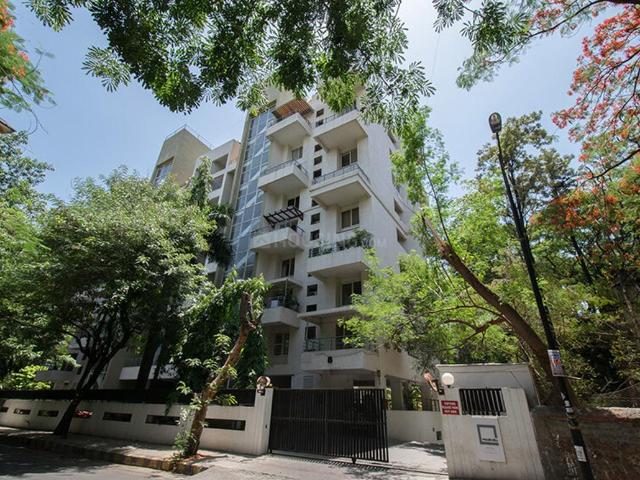 4 BHK Apartment in Sangamvadi for resale Pune. The reference number is 21108148
