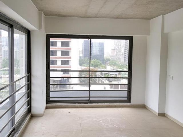 4 BHK Apartment in Sanidhya for resale Ahmedabad. The reference number is 20405830