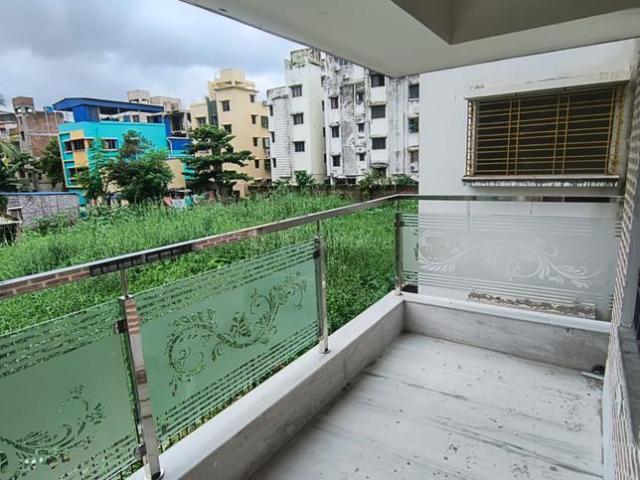 4 BHK Apartment in Santoshpur for resale Kolkata. The reference number is 20799767