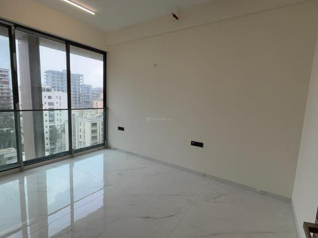 4 BHK Apartment in Santacruz West for rent Mumbai. The reference number is 20452558
