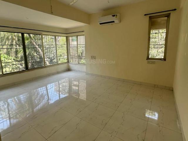 4 BHK Apartment in Santacruz West for rent Mumbai. The reference number is 20956736