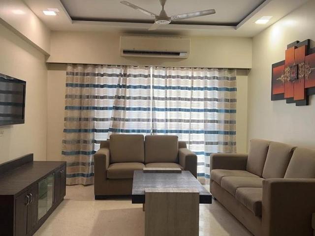 4 BHK Apartment in Santacruz West for rent Mumbai. The reference number is 20988216