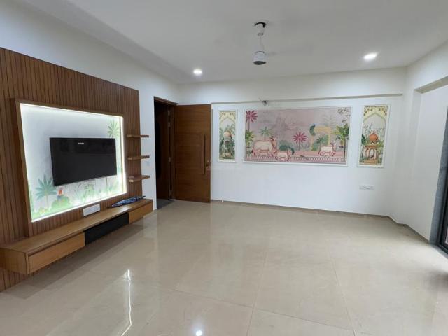 4 BHK Apartment in Sargasan for rent Gandhinagar. The reference number is 20760351