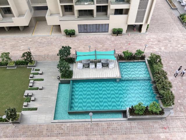 4 BHK Apartment in Sarkhej for rent Ahmedabad. The reference number is 20815570