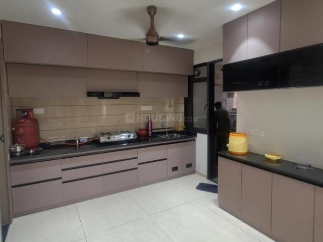4 BHK Apartment in Sarkhej for rent Ahmedabad. The reference number is 21069004