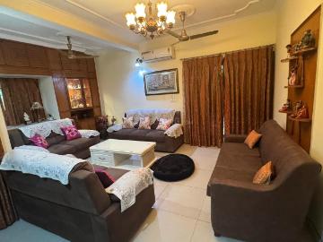 4 BHK Apartment in Sarita Vihar for resale New Delhi. The reference number is 19787169