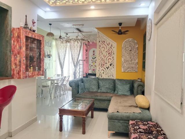 4 BHK Apartment in Sarjapur for resale Bengaluru. The reference number is 21360193