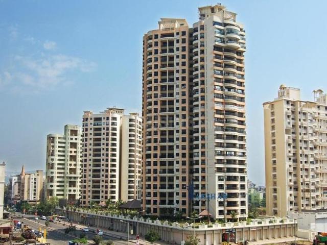 4 BHK Apartment in Seawoods for resale Navi Mumbai. The reference number is 20650839