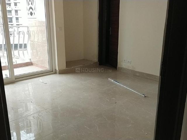 4 BHK Apartment in Sector 143 for rent Noida. The reference number is 20617039