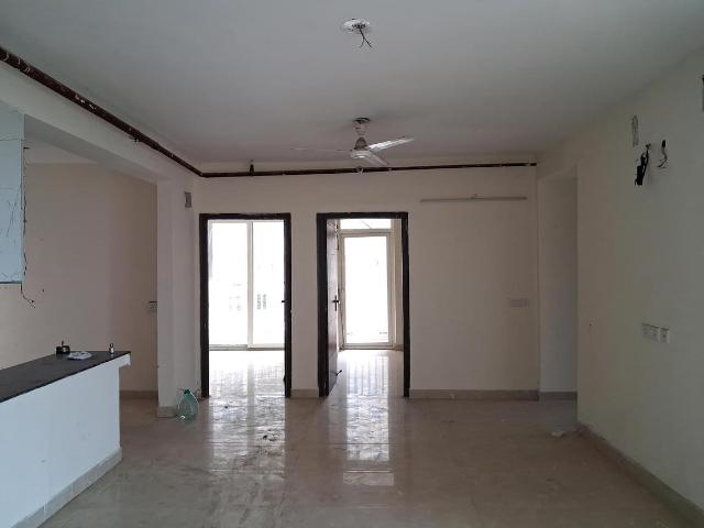 4 BHK Apartment in Sector 143 for rent Noida. The reference number is 20803032