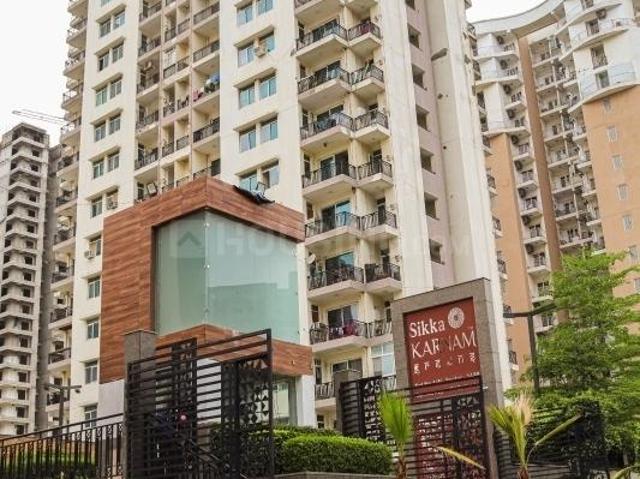 4 BHK Apartment in Sector 143B for resale Noida. The reference number is 12304882