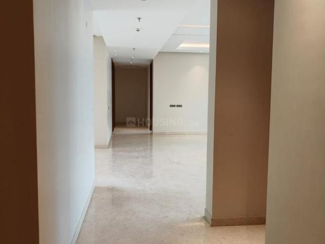 4 BHK Apartment in Sector 144 for rent Noida. The reference number is 15486012
