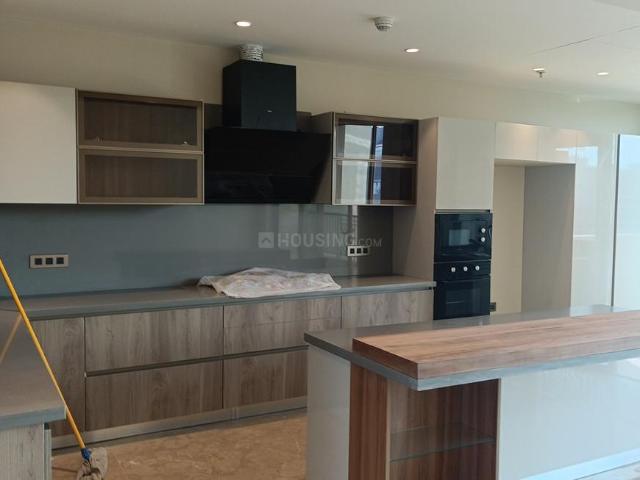4 BHK Apartment in Sector 144 for rent Noida. The reference number is 17249688