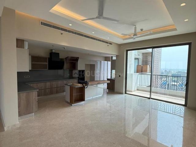4 BHK Apartment in Sector 144 for rent Noida. The reference number is 20824131