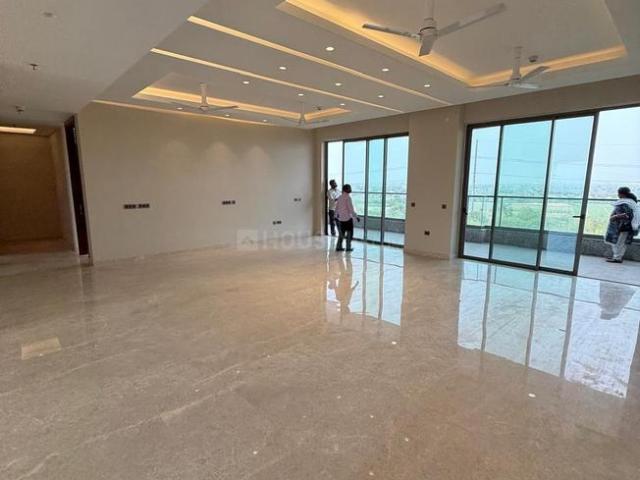 4 BHK Apartment in Sector 144 for rent Noida. The reference number is 21309779