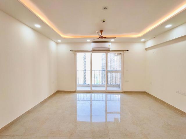 4 BHK Apartment in Sector 150 for rent Noida. The reference number is 20792917