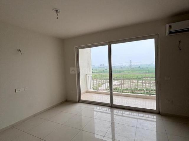 4 BHK Apartment in Sector 150 for rent Noida. The reference number is 21077692