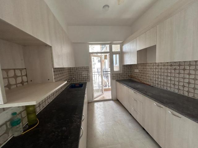 4 BHK Apartment in Sector 152 for rent Noida. The reference number is 20934576