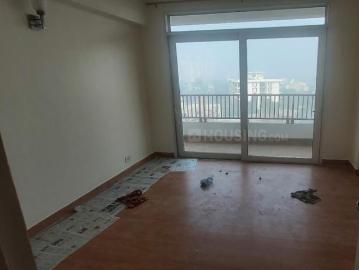 4 BHK Apartment in Sector 168 for resale Noida. The reference number is 15843961