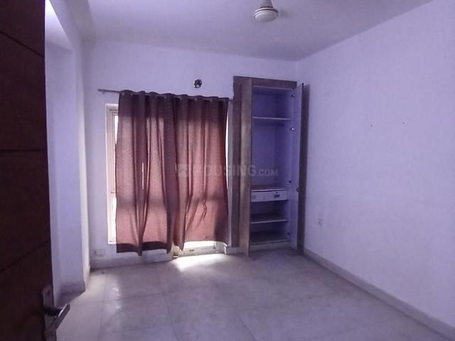 4 BHK Apartment in Sector 168 for resale Noida. The reference number is 17381006