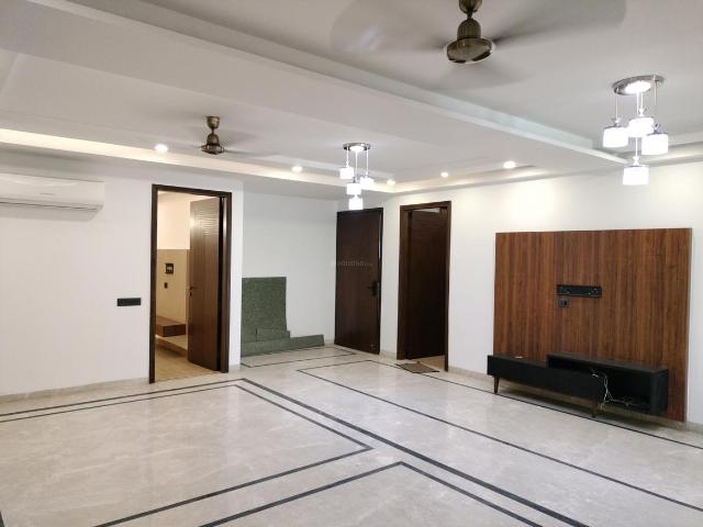 4 BHK Independent Builder Floor in Sector 17 Dwarka for resale New Delhi. The reference number is 21091699
