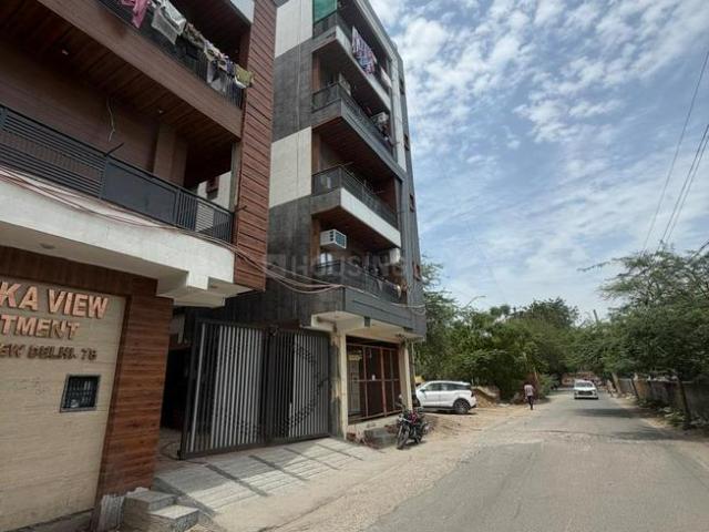 4 BHK Apartment in Sector 17 Dwarka for resale New Delhi. The reference number is 21187981