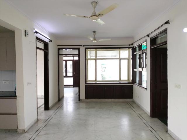 4 BHK Apartment in Sector 18 Dwarka for rent New Delhi. The reference number is 20929425