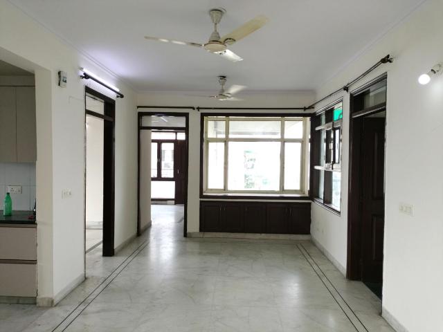4 BHK Apartment in Sector 18 Dwarka for rent New Delhi. The reference number is 20929450