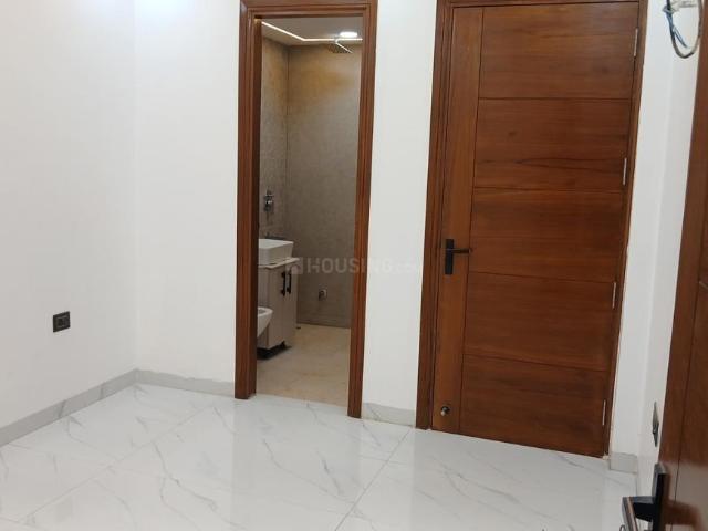 4 BHK Apartment in Sector 18 Dwarka for resale New Delhi. The reference number is 20414213