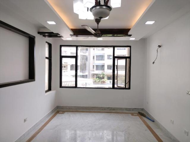 4 BHK Apartment in Sector 18 Dwarka for resale New Delhi. The reference number is 20574463