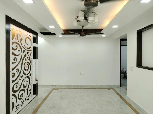 4 BHK Apartment in Sector 18 Dwarka for resale New Delhi. The reference number is 20645820