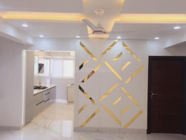 4 BHK Apartment in Sector 18 Dwarka for resale New Delhi. The reference number is 20613168