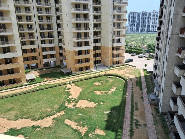 4 BHK Apartment in Sector 103 for resale Gurgaon. The reference number is 19593742