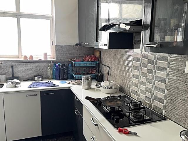 4 BHK Apartment in Sector 100 for resale Noida. The reference number is 18671601