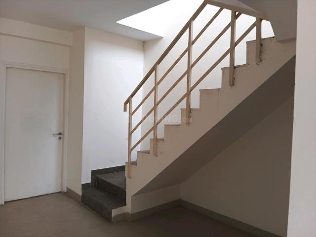 4 BHK Apartment in Sector 102 for rent Gurgaon. The reference number is 20630405